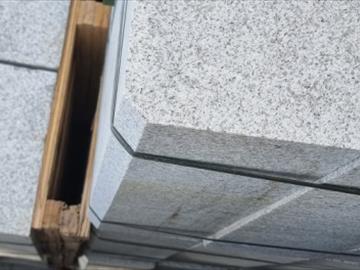 تولید حجمی بر گرانیت مروارید مشهد با ابعاد جدول، کوبیک ، بولارد