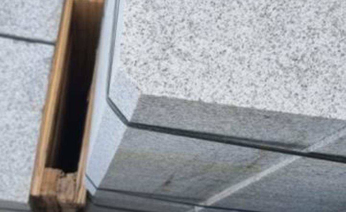 تولید حجمی بر گرانیت مروارید مشهد با ابعاد جدول، کوبیک ، بولارد